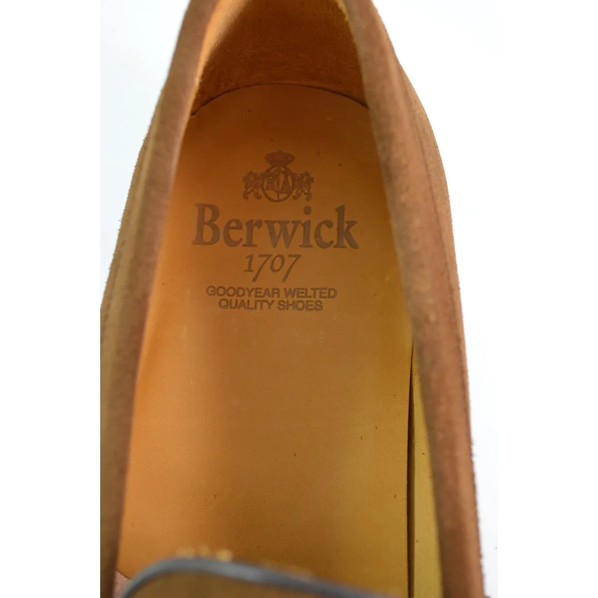 Berwick 1707 Penny Loafer (9628) - Snuff Suede Dainite