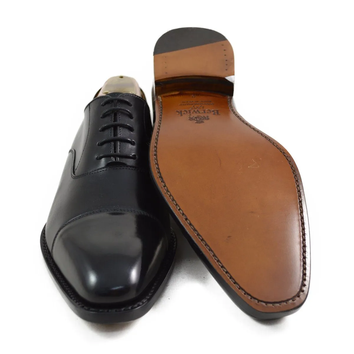 Berwick 1707 Straight Cap Oxford (2428) - Black Boxcalf