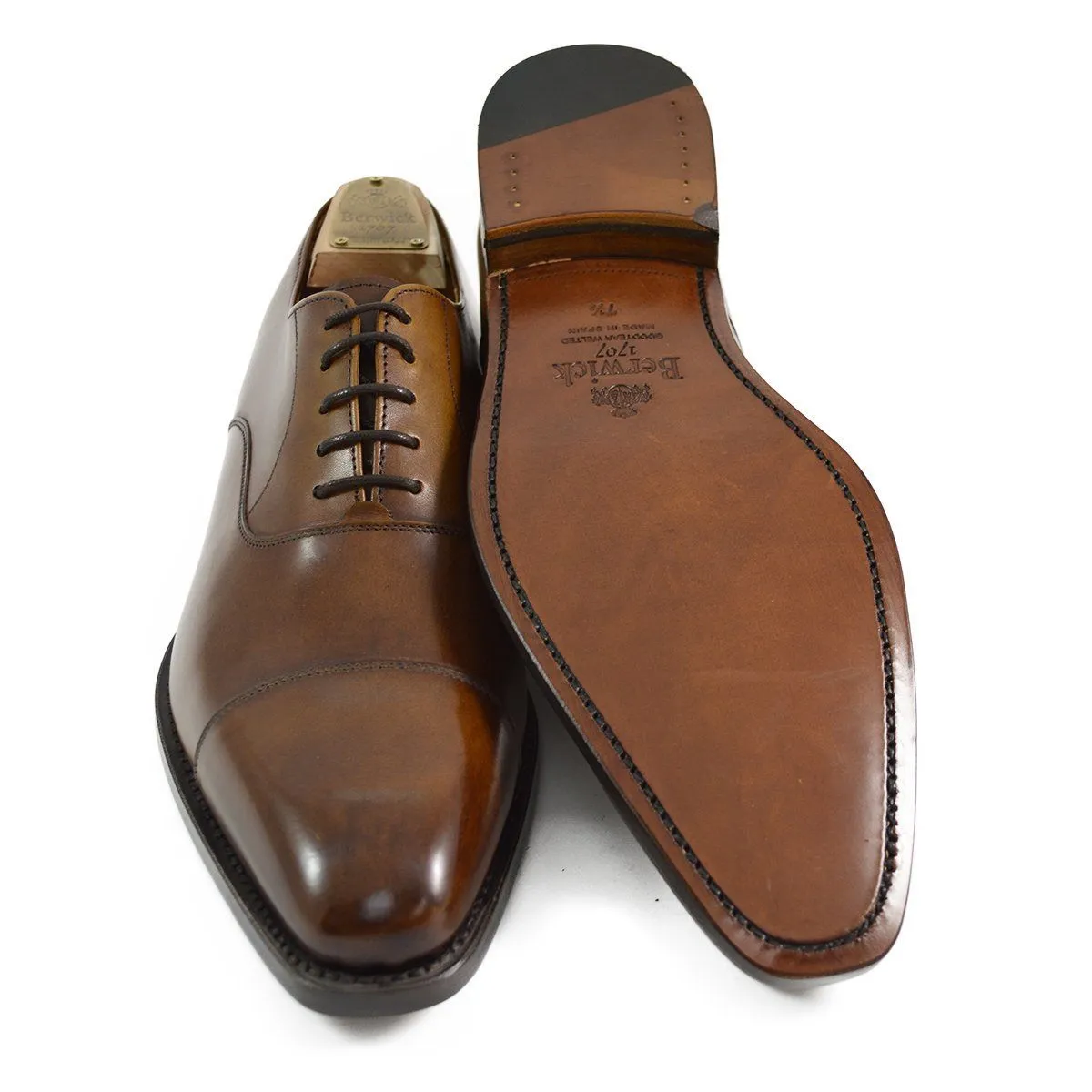 Berwick 1707 Straight Cap Oxford (2428) - Tan