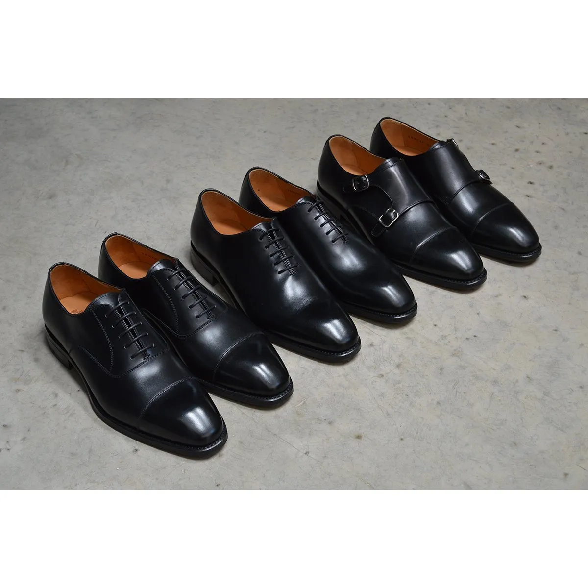 Berwick 1707 Straight Cap Oxford (5217) - Black Boxcalf