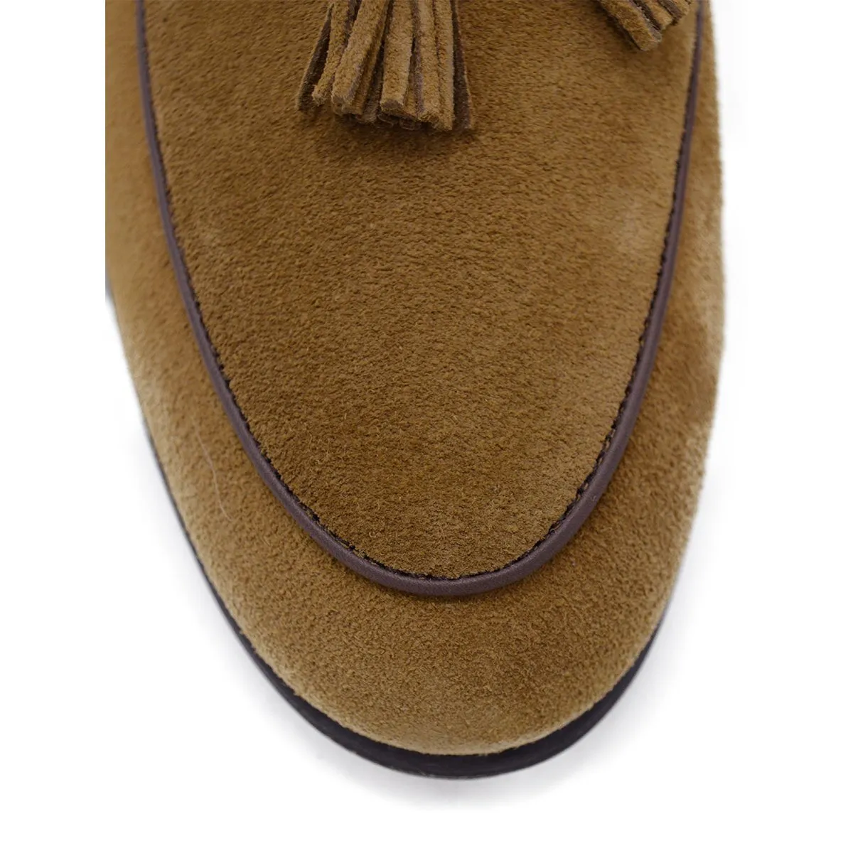 Berwick 1707 Tassel Belgian Loafer (5084) -Kudu Reverse Suede In Peanut