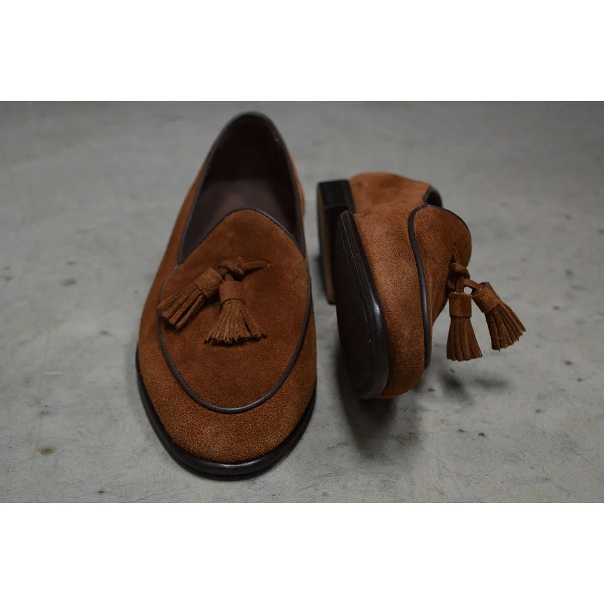 Berwick 1707 Tassel Belgian Loafer (5084) -Kudu Reverse Suede In Snuff Brown