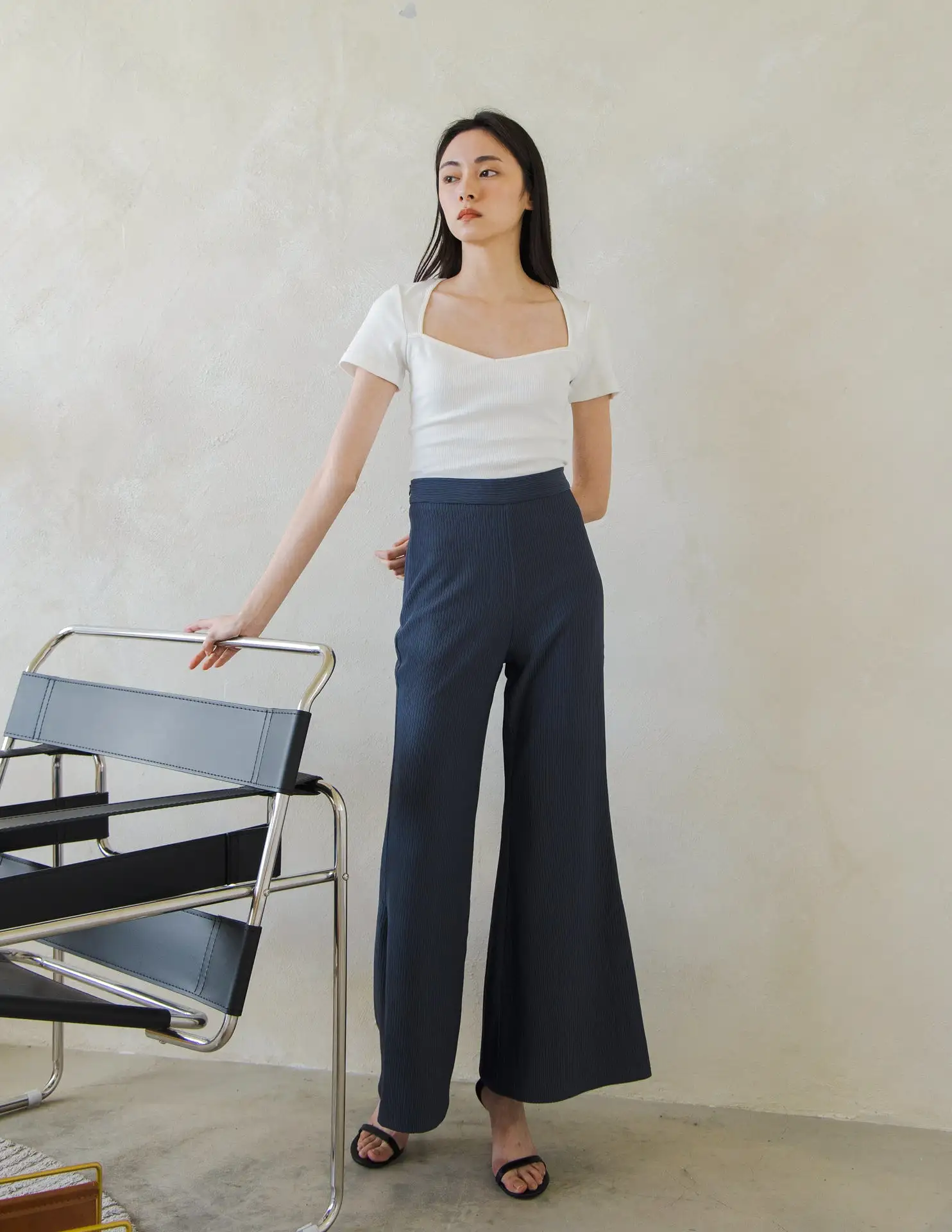 Nana Pants in Navy