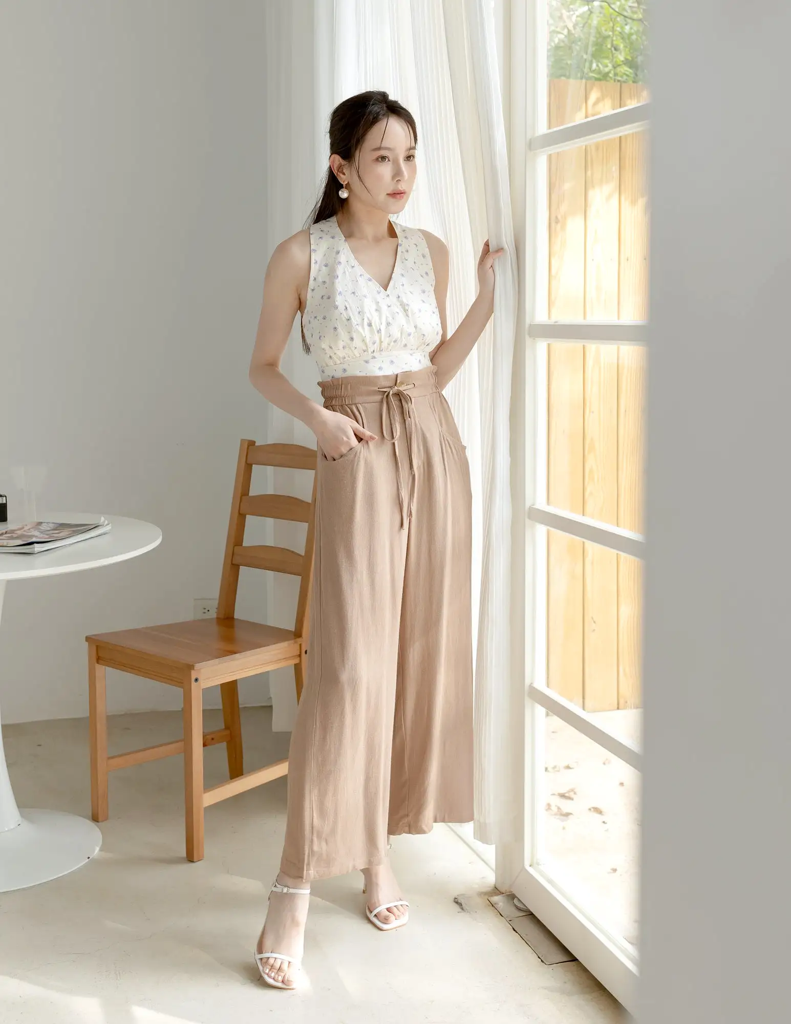 Regina Linen Pants in Tan